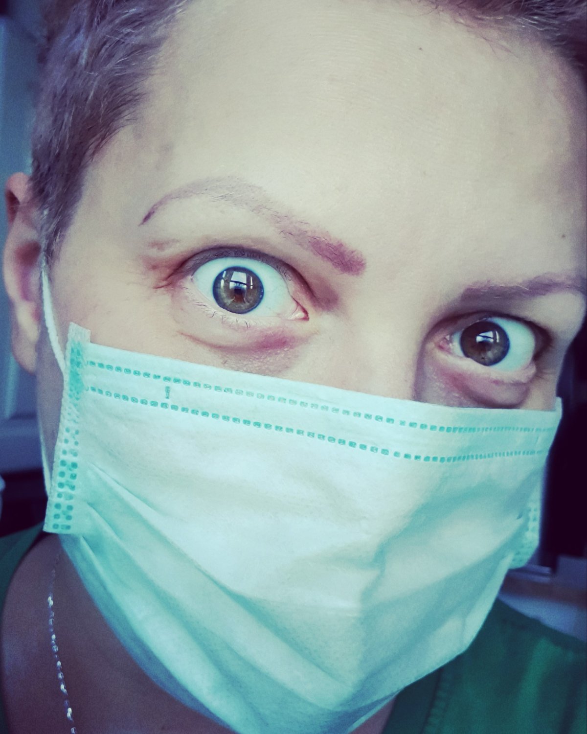 ”Podaj dalej” szepnął COVID&nbsp;19